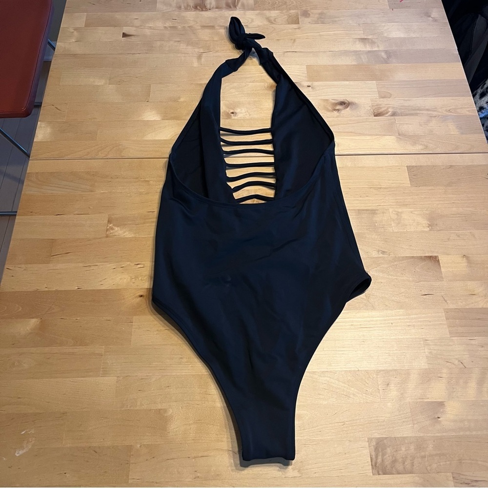 Mora V Neck Size M Halter Black Waist Cut Out One Piece Swimsuit - Picture 4 of 7